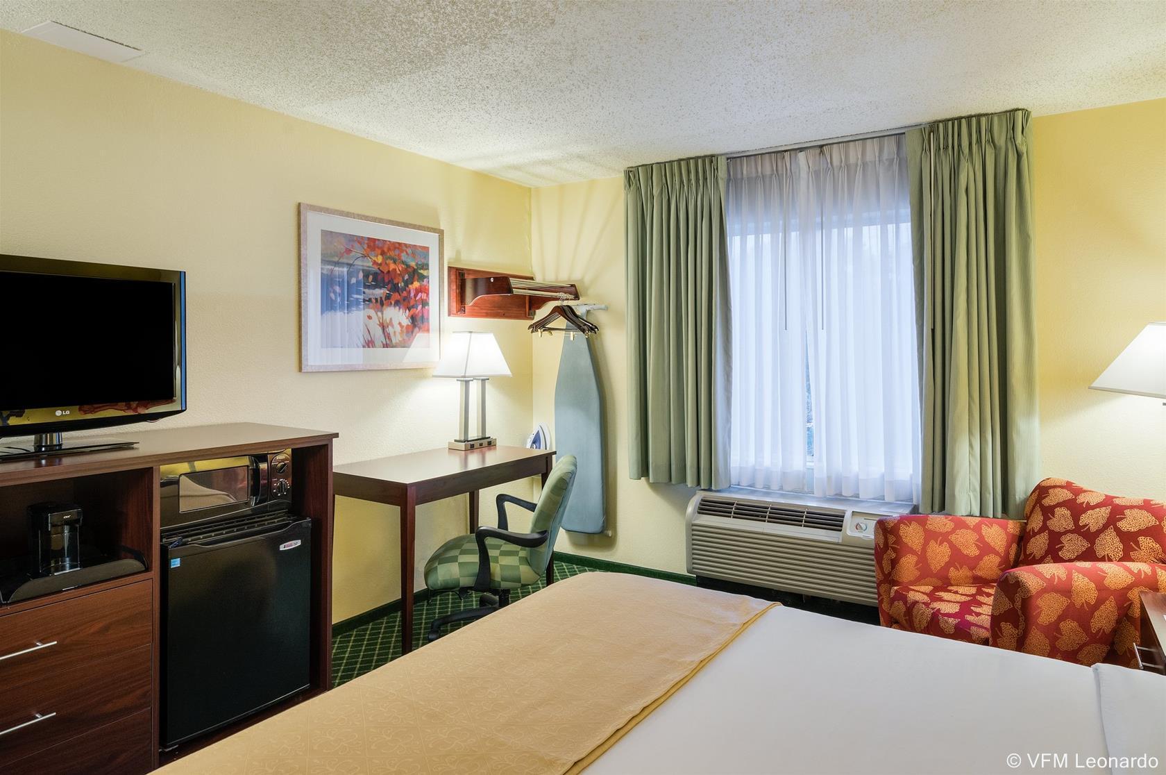 Quality Inn Нюарк Екстериор снимка