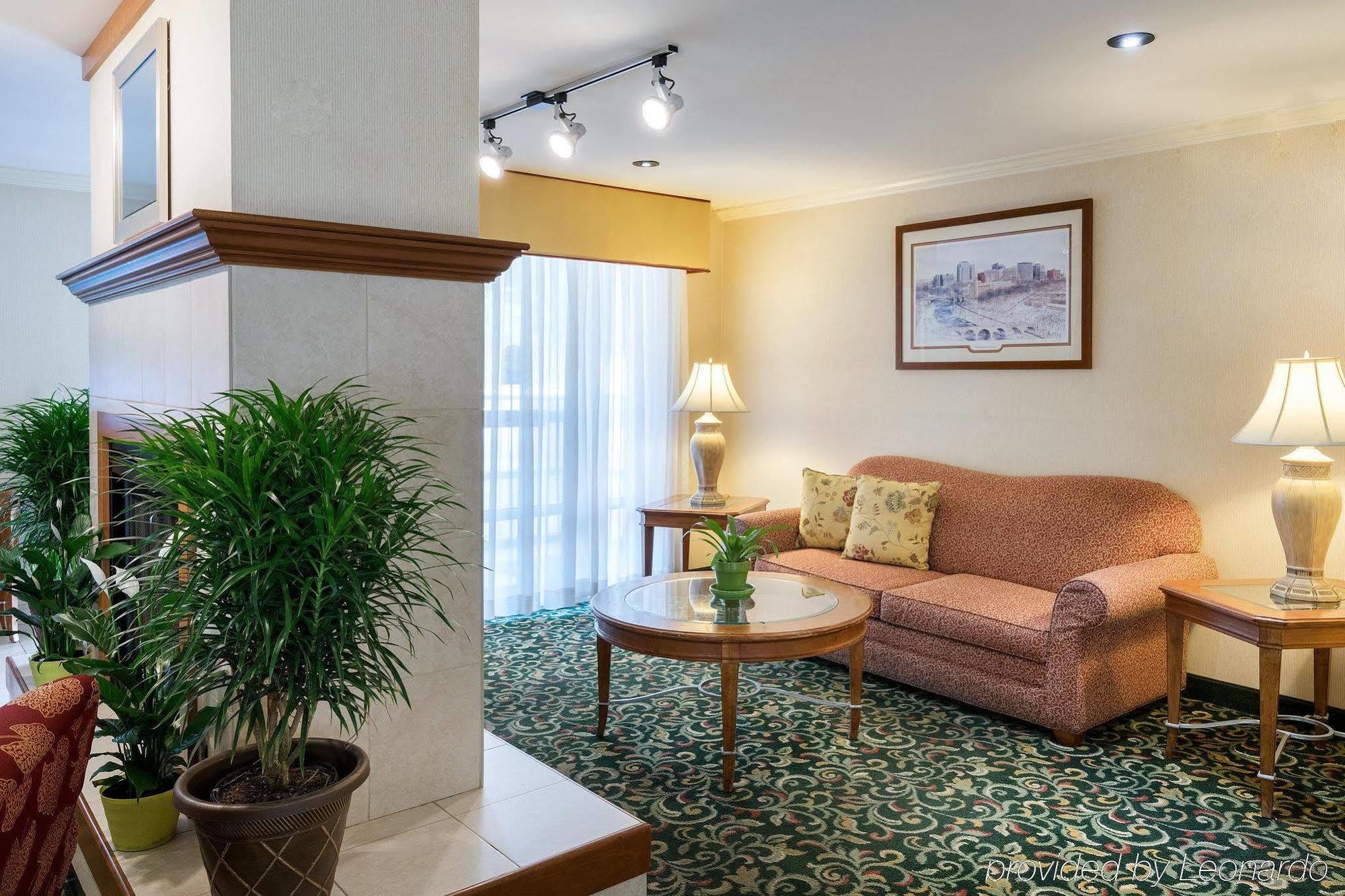 Quality Inn Нюарк Екстериор снимка